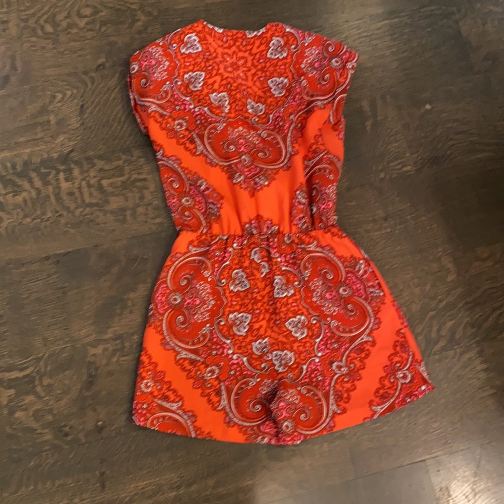 Banana Republic romper - Picture 4 of 4